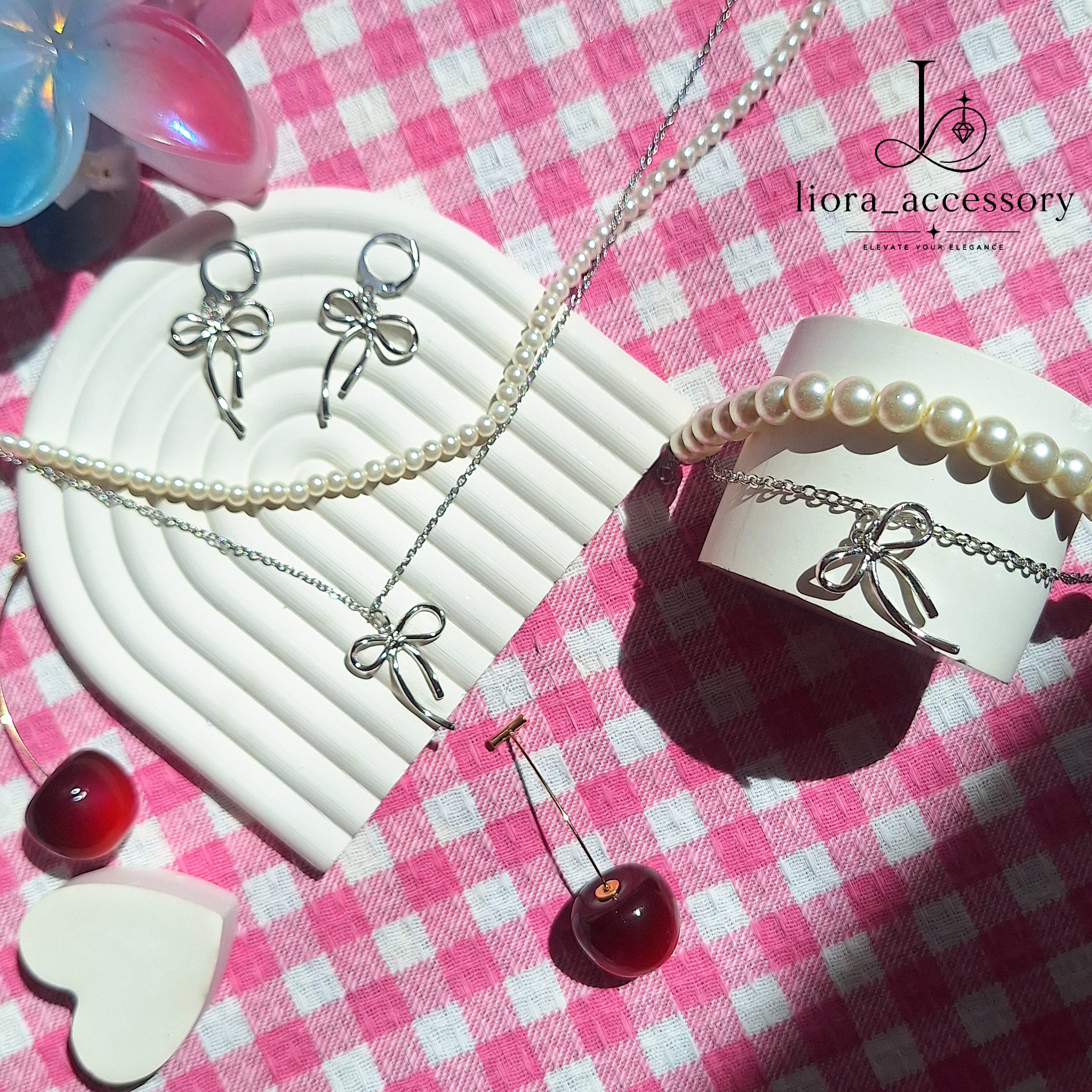 ست پاپیون مرواریدی (گردنبند، دستبند و گوشواره)